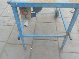 Mesa de corte SIMA con ruedas