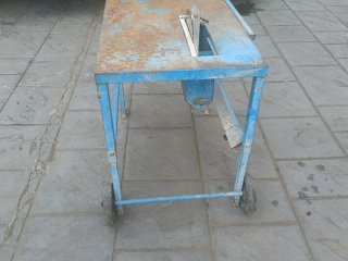 Mesa de corte SIMA con ruedas
