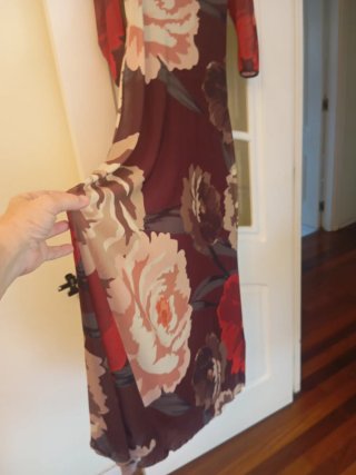 Oferta Vestido largo marrón con estampado floral