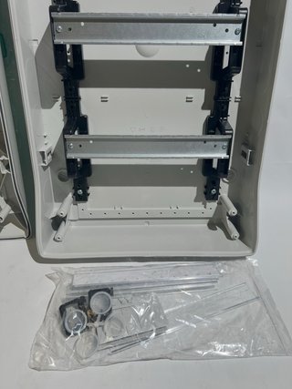 Carcasa Schneider Electric Kaedra 13966
