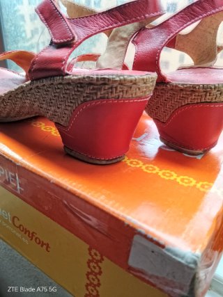 Sandalias de Cuña Porronet Rojas