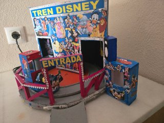 Maqueta Tren Disney con Luces