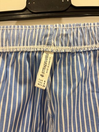 Pantalón fluido rayas Stradivarius Talla S