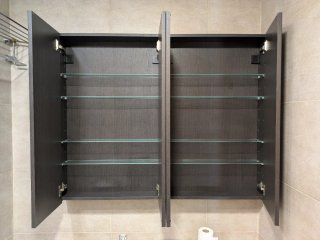 Armario baño madera y cristal Ikea