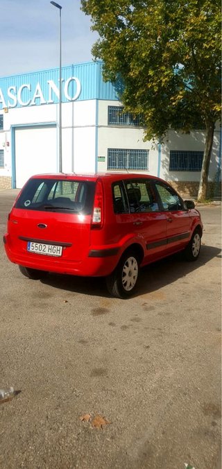 Ford Fusion 2012