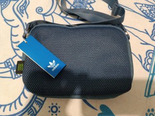 Bandolera-bolso pequeño  Adidas PE airliner