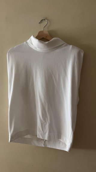 Top cuello alto blanco talla única