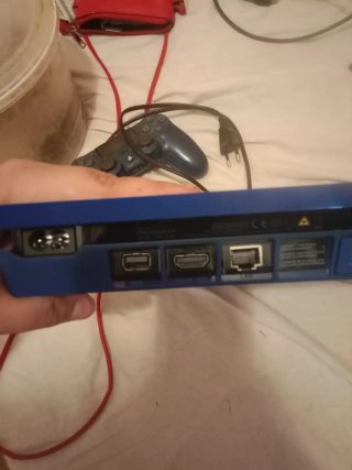 PlayStation 4 Slim 1TB Edición Limitada