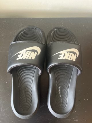 Chanclas Nike Talla 42.5 Negras