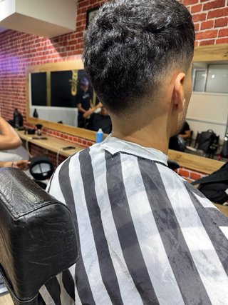 Barbero y peluquero domicilios