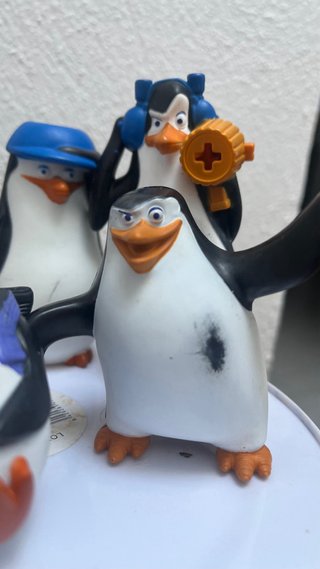 Set de 5 Figuras Pingüinos de Madagascar