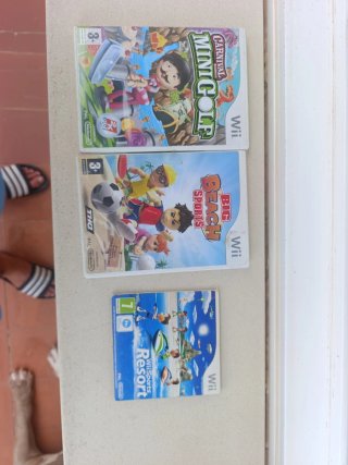 Pacchetto 3 Giochi Wii: Mini Golf, Beach Sports, Resort
