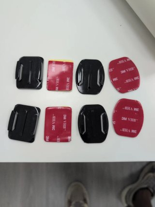 Accesorios GoPro: Pegatinas y Fijadores
