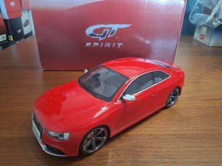Audi RS5 GT Spirit 1/18 Rojo