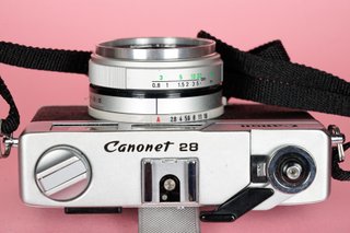 Cámara Canon Canonet 28 con caja original