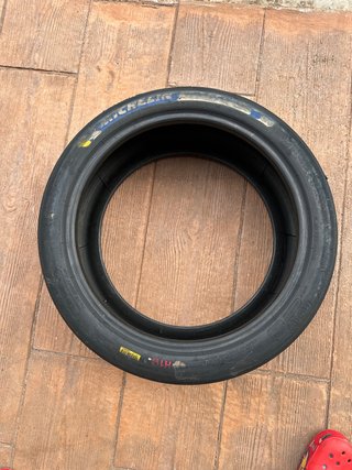 Neumático Slick Michelin Pilot Sport Cup