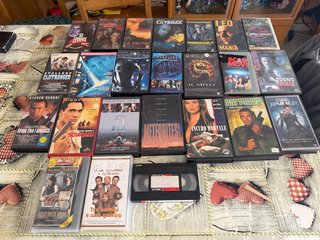 Lotto 21 Videocassette VHS Film Vari