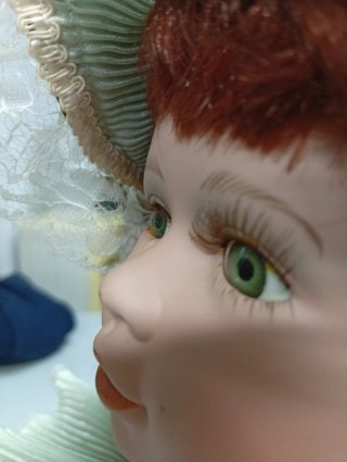 Muñeca de Porcelana Antigua