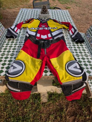 Equipación Motocross Niño Acerbis