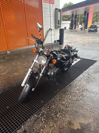 Suzuki Marauder 250
