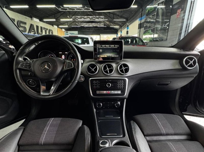 Mercedes-Benz CLA 2017, foto 11