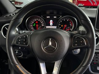 MERCEDES BENZ MERCEDES-BENZ Clase CLA CLA 180