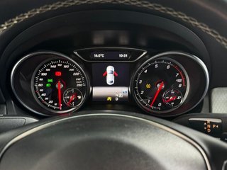 MERCEDES BENZ MERCEDES-BENZ Clase CLA CLA 180