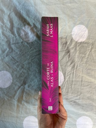 Lote de libros Una corte de rosas y espinas