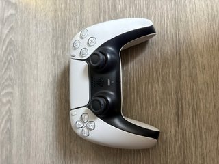 PS5 Digital + Fortnite + Accesorios