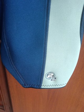 Traje de neopreno Neilpryde azul y gris