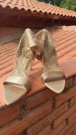 Botines Beige Elásticos con Brillo Talla 38