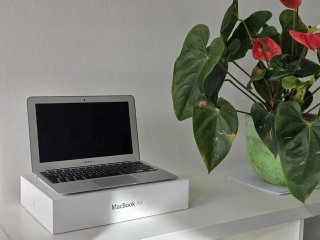 MacBook Air 11 (2014)
