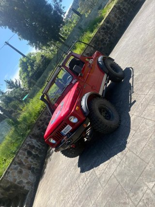 Suzuki Samurai 1990