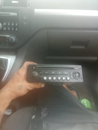 Radio para Peugeot y Citroën
