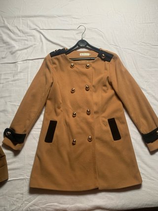 Abrigo camel y negro talla M