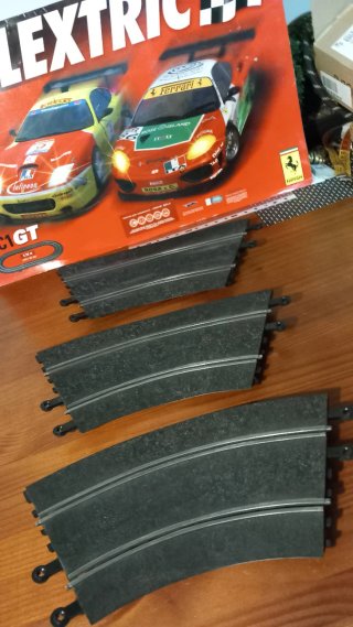 Scalextric Curva Súper Racing Set 3 + 3 soportes