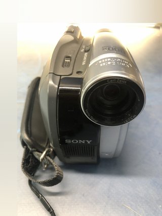 Camara Sony DCR-HC27E