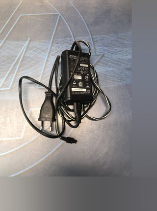 Camara Sony DCR-HC27E