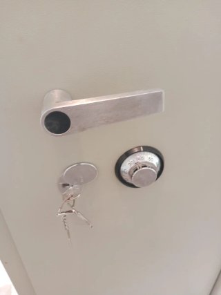 ARMERO CAJA FUERTE