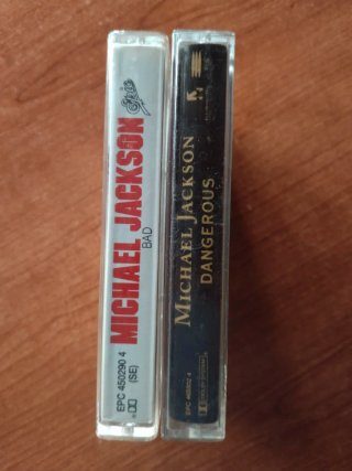 Lote de 2 cassettes Michael Jackson – Bad y Danger