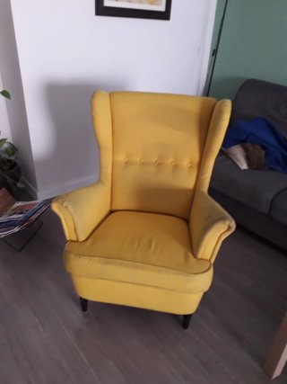 Sillón Orejero IKEA STRANDMON Amarillo