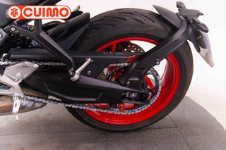 TRIUMPH TRIDENT 660