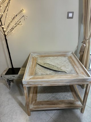 Mesa Auxiliar Banak de Madera y Ratán