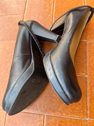 Zapatos de tacón negros talla 38