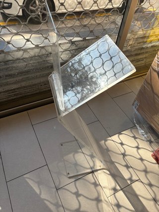 Soporte metacrilato de pie transparente porta info