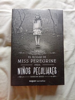 EL HOGAR DE MISS PEREGRINE PARA NIÑOS PECULIARES