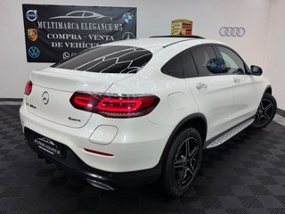 Mercedes-Benz GLC Coupé 2023 300de 306cv AMG LINE