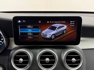 Mercedes-Benz GLC Coupé 2023 300de 306cv AMG LINE