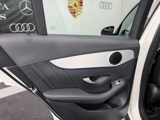 Mercedes-Benz GLC Coupé 2023 300de 306cv AMG LINE