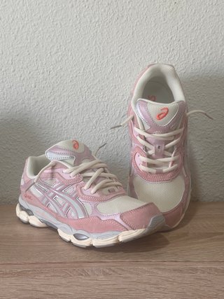 Zapatillas Asics Gel NYC. Buen estado.